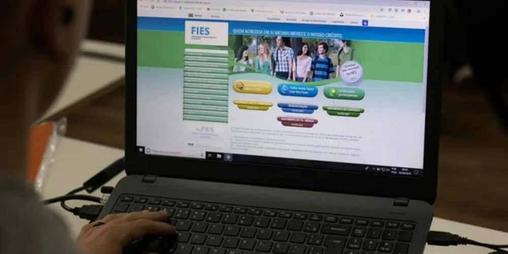 Imagem ilustrativa da imagem Cescage oferece oportunidades através do FIES