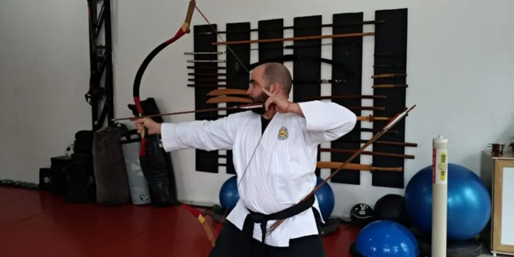 Imagem ilustrativa da imagem Escola de artes marciais realiza aulão neste sábado