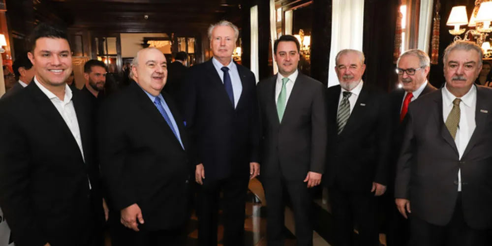 Governador durante evento em que recebeu o título Personalidade 2019