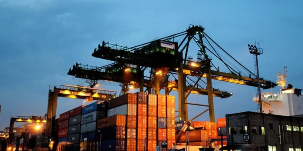 A alta decorreu principalmente da queda média de 3,33% dos preços das mercadorias exportadas