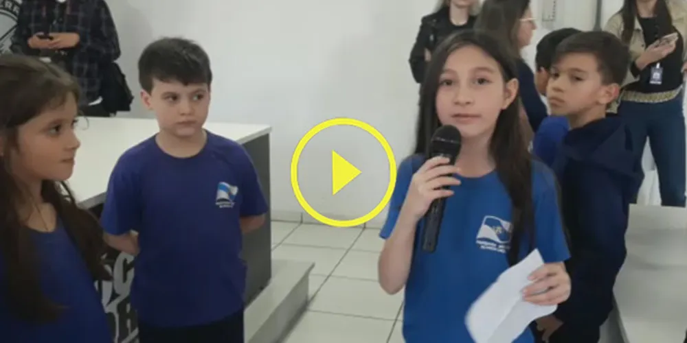 Imagem ilustrativa da imagem Turmas de PG visitam Estádio Germano Krüger