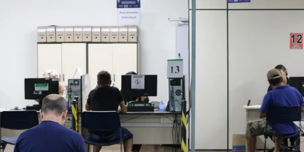 Mais de 12 mil pessoas foram encaminhadas para as vagas pela agência na cidade