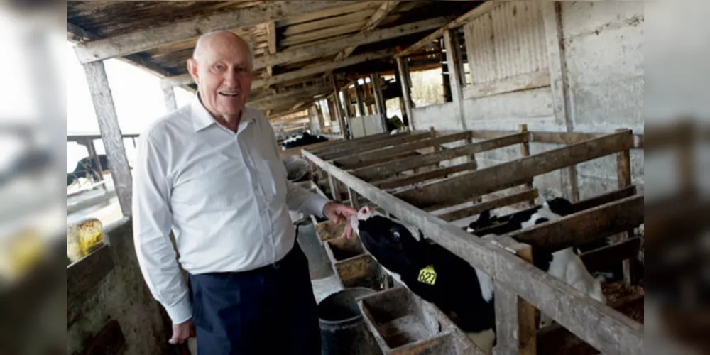 Villem De Geus, um dos fundadores da Cooperativa Batavo Agroindustrial, morreu nessa madrugada em Carambeí