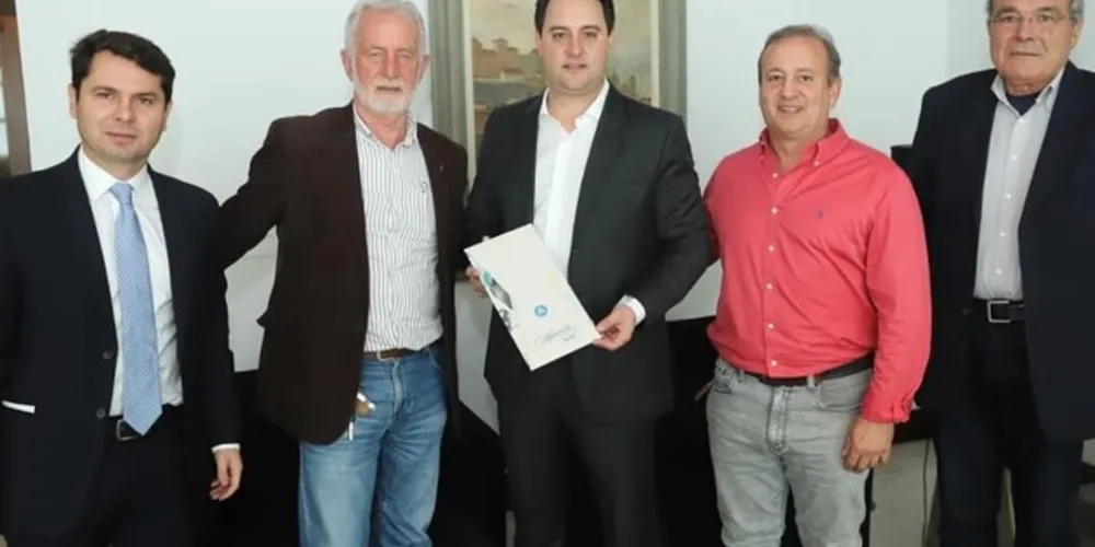 Reunião de Fadel com Ratinho Junior em Curitiba aconteceu na quarta-feira (4)