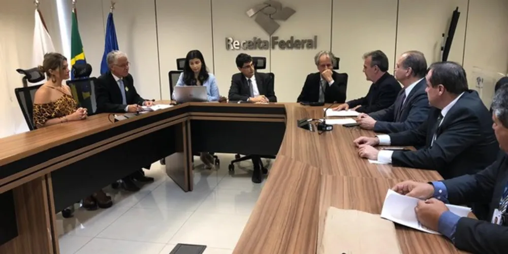 Mudanças na Receita Federal geram batalha política entre Paraná e Rio Grande do Sul