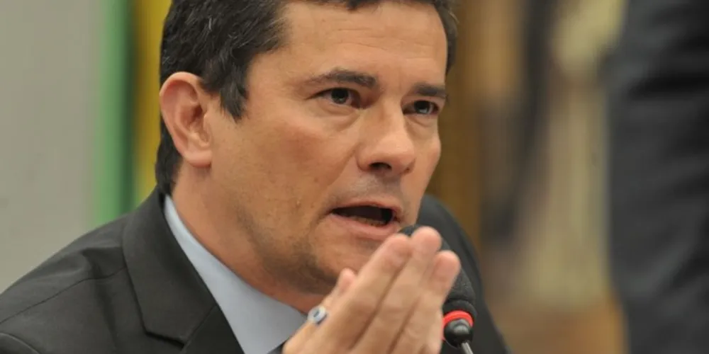 Ministro tira licença não remunerada dos dias (15) a (19)