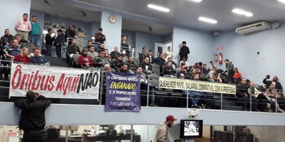 Imagem ilustrativa da imagem Guardas Municipais protestam na Câmara de PG