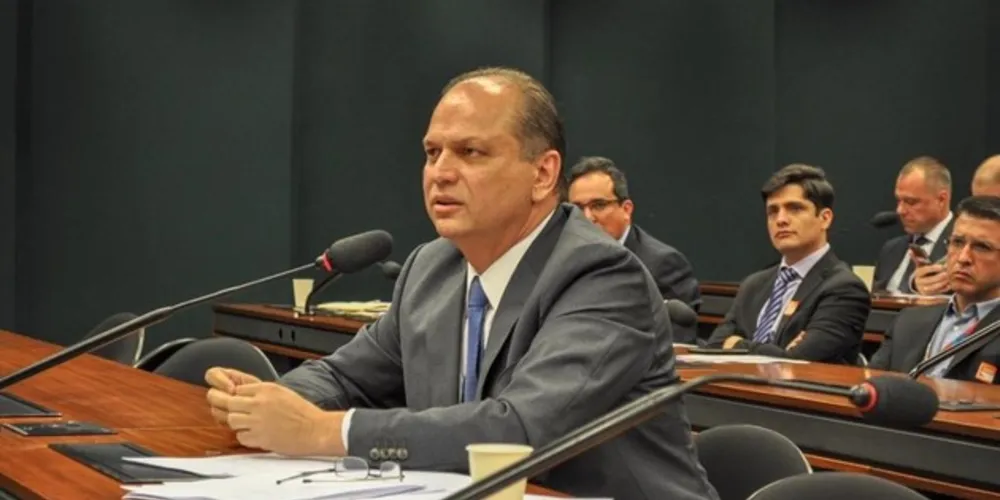 Imagem ilustrativa da imagem PR terá mais R$ 300
milhões para infraestrutura e saúde