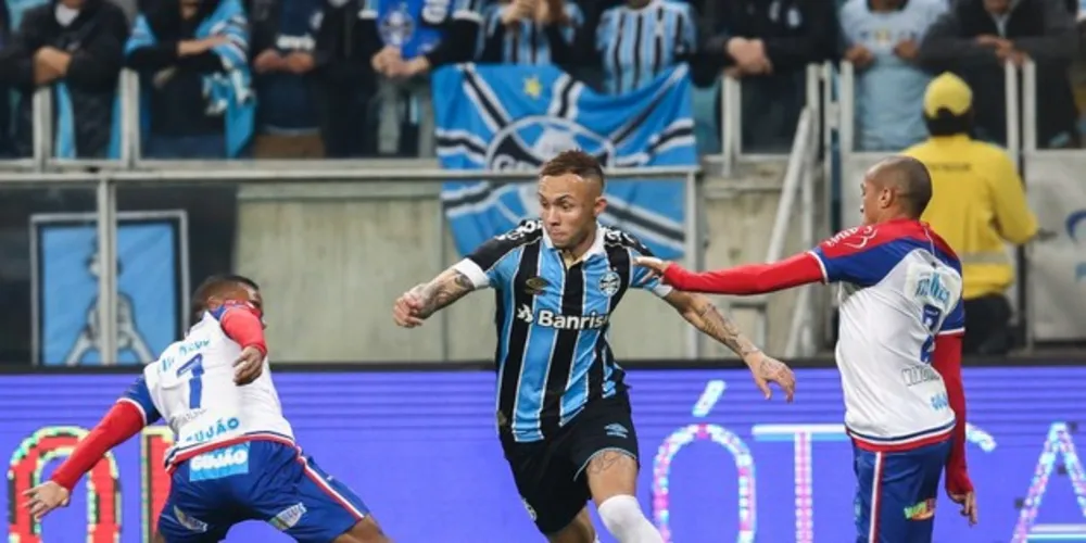 Artilheiro da Copa América, Everton foi destaque do Grêmio na partida