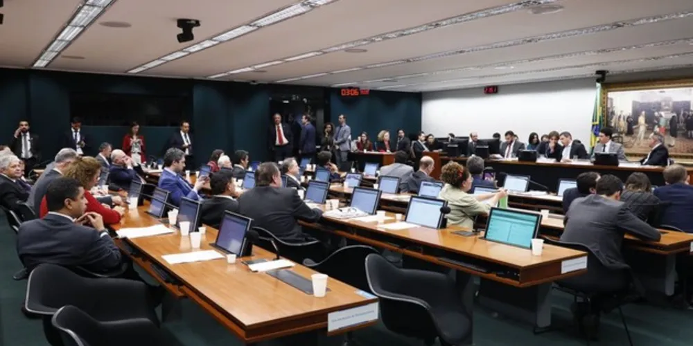 Segundo turno da votação deve acontecer apenas em agosto