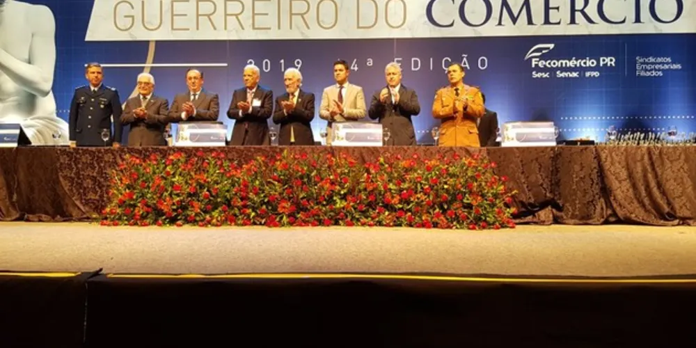 Cerimônia aconteceu nesta sexta-feira em Curitiba