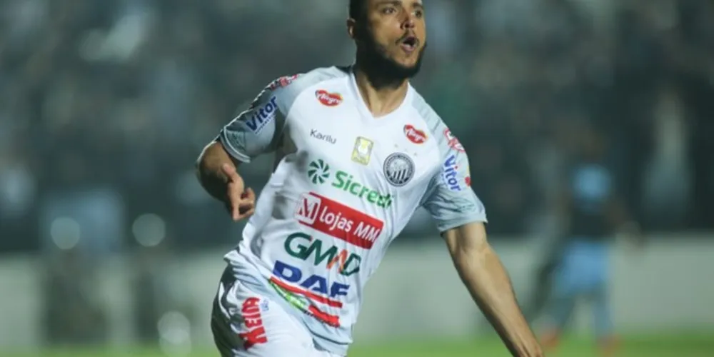 Felipe Augusto abriu o placar na vitória do Operário sobre O Londrina
