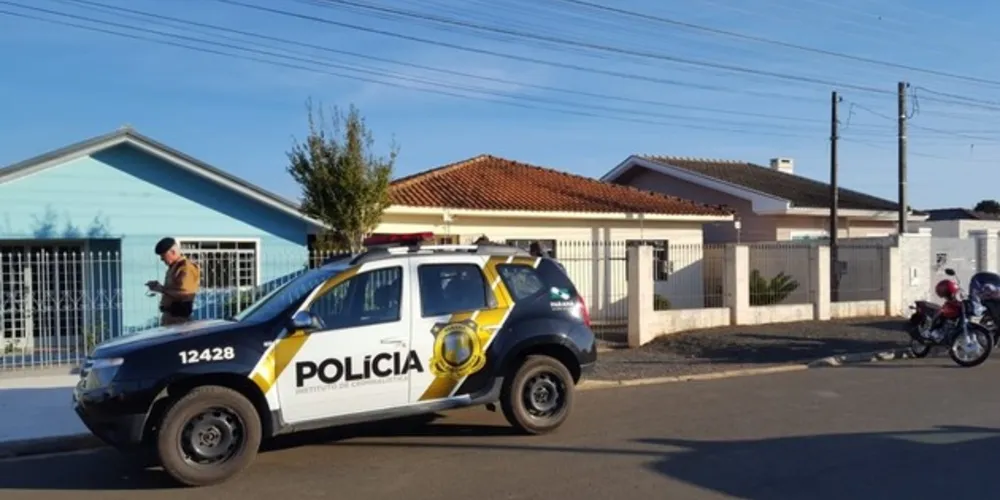 Veículo foi roubado em latrocínio ocorrido na semana passada no bairro Contorno