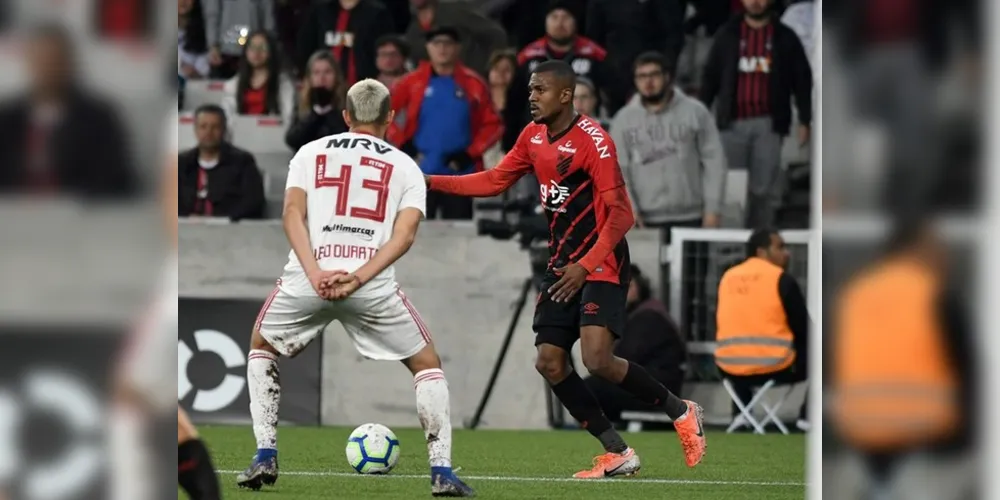 O Furação enfrenta o Flamengo no Maracanã, o jogo de ida terminou empatado em 1 a 1