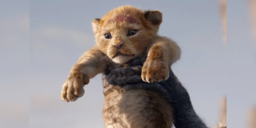 Nova versão do clássico animado de 1994 reproduz história do leão Simba