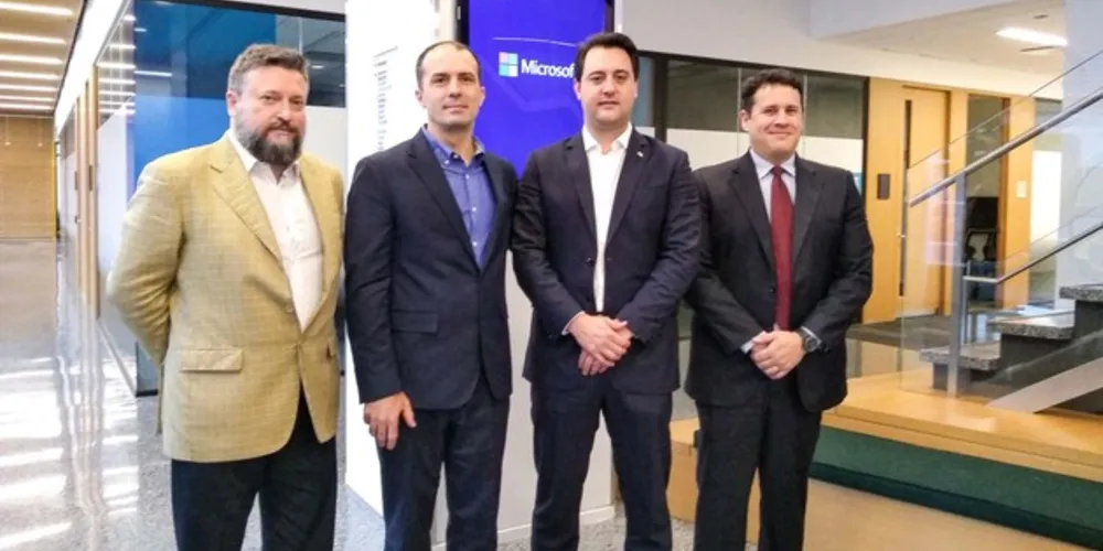  Governador Ratinho Junior esteve na sede da Microsoft em Nova York e também no Departamento de Polícia da cidade