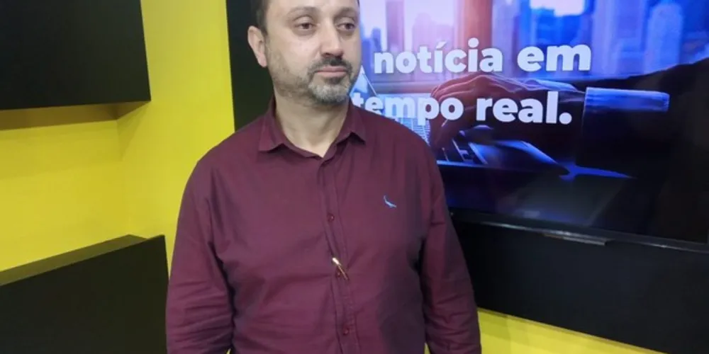 Imagem ilustrativa da imagem George doa ambulância para projeto ‘Samu Animal’