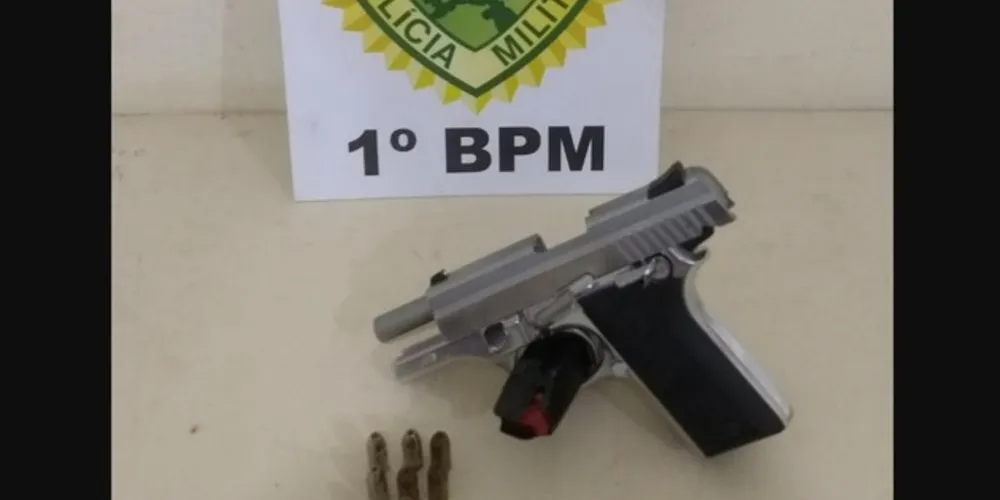 Imagem ilustrativa da imagem Homem é preso com pistola calibre 380 em PG