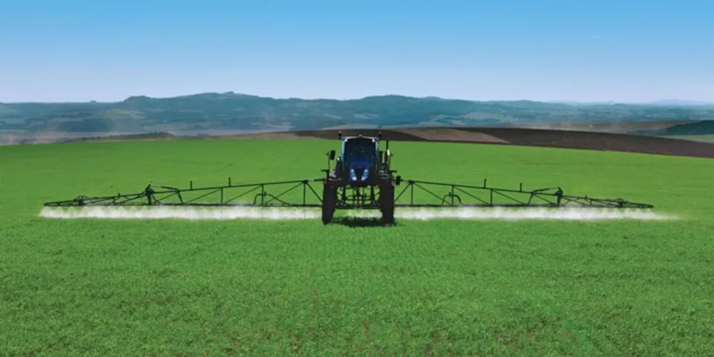 Dosagem, distância mínima e época de uso devem ser observadas, com o objetivo de proteger insetos polinizadores