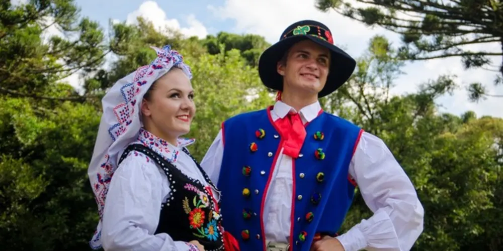 O Grupo dos Campos Gerais tem visitado diversas cidades da Polônia