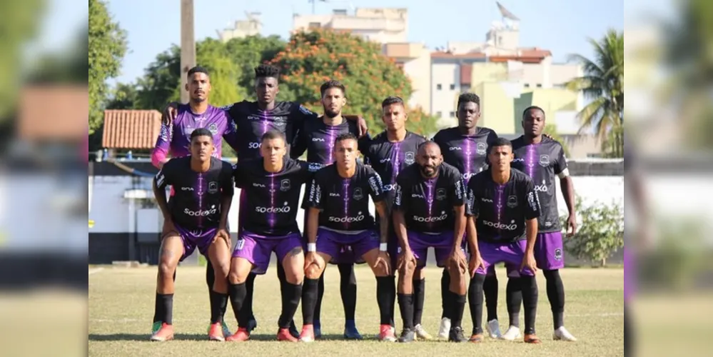 A Academia de Futebol Pérolas Negras é uma iniciativa do Viva Rio que une esporte e educação