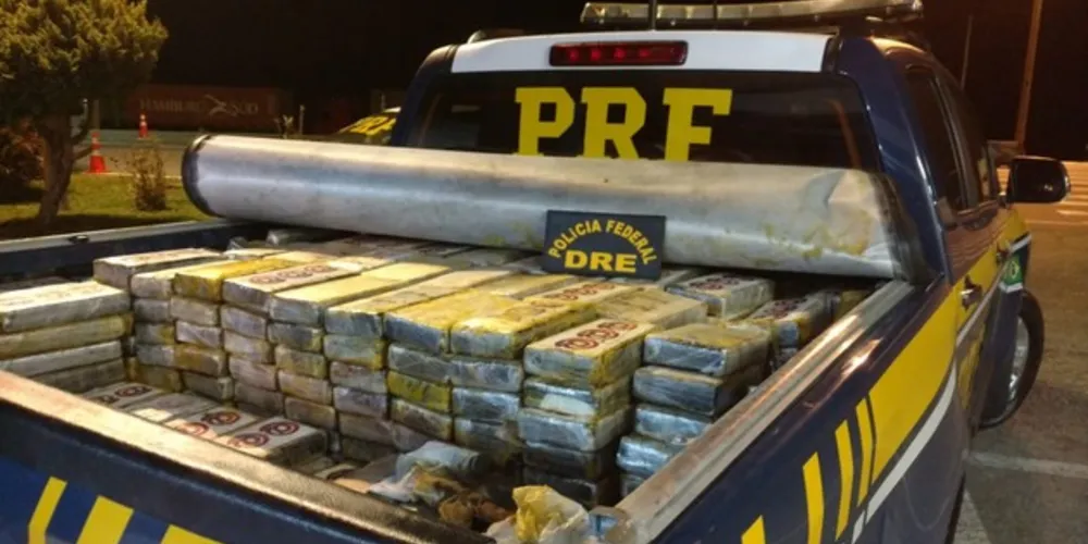 Droga estava escondida em caminhão-tanque abordado na região de São Luiz do Purunã