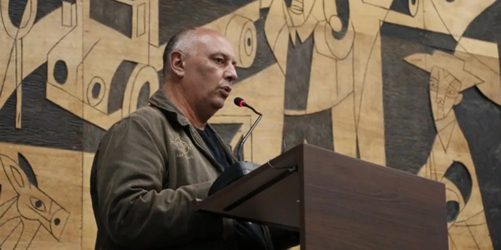 Presidente da AMTT esteve na Câmara durante a sessão desta segunda-feira (29)