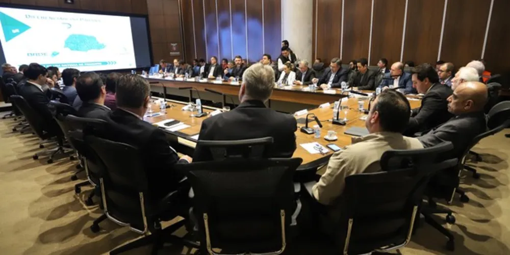 BRDE quer abrir ainda mais a participação na economia paranaense com parcerias e programas de irrigação, iluminação pública e recursos para a Defesa Civil e a Secretaria de Desenvolvimento Urbano