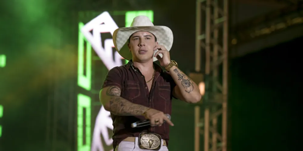 Recentemente, Jhonny teve a oportunidade de se apresentar na 74ª Exposição Agropecuária de Goiás