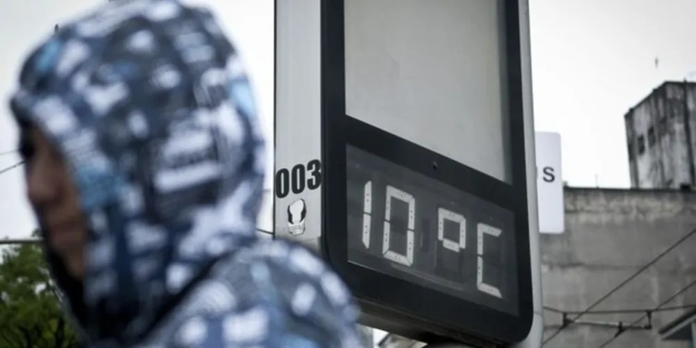 A massa de ar frio e seco já atua no Paraná