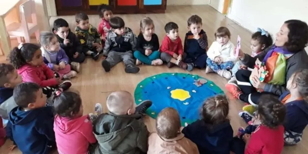 As escolas da área rural precisaram voltar antes do previsto, por conta das reposições de aula previstas, em virtude ao período de chuvas