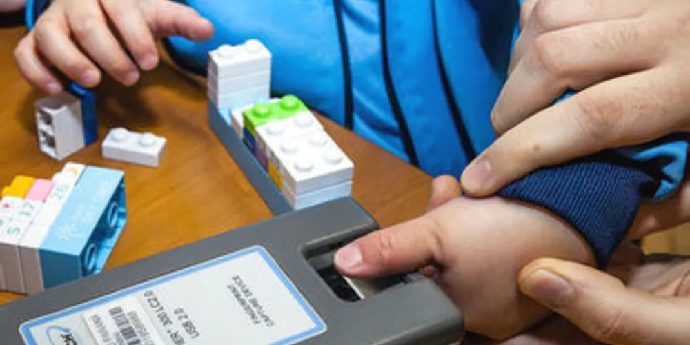 Crianças matriculadas nas redes municipal e estadual de Ponta Grossa terão carteira de identidade