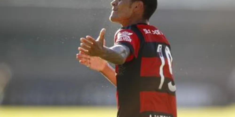 Alan Patrick marcou um dos gols do Flamengo