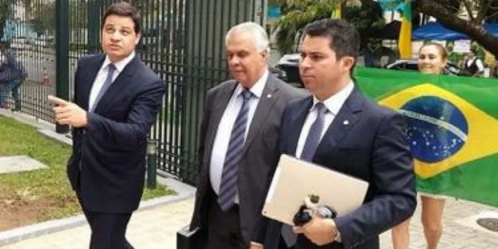 O deputado federal Sandro Alex (PSD) se reuniu ontem (05) com o juiz Sérgio Moro, responsável pelas investigações da Operação Lava Jato