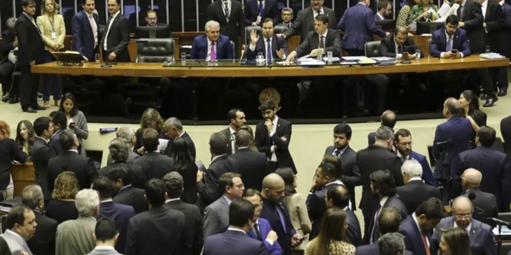 Resultado foi divulgado após cinco horas de debates