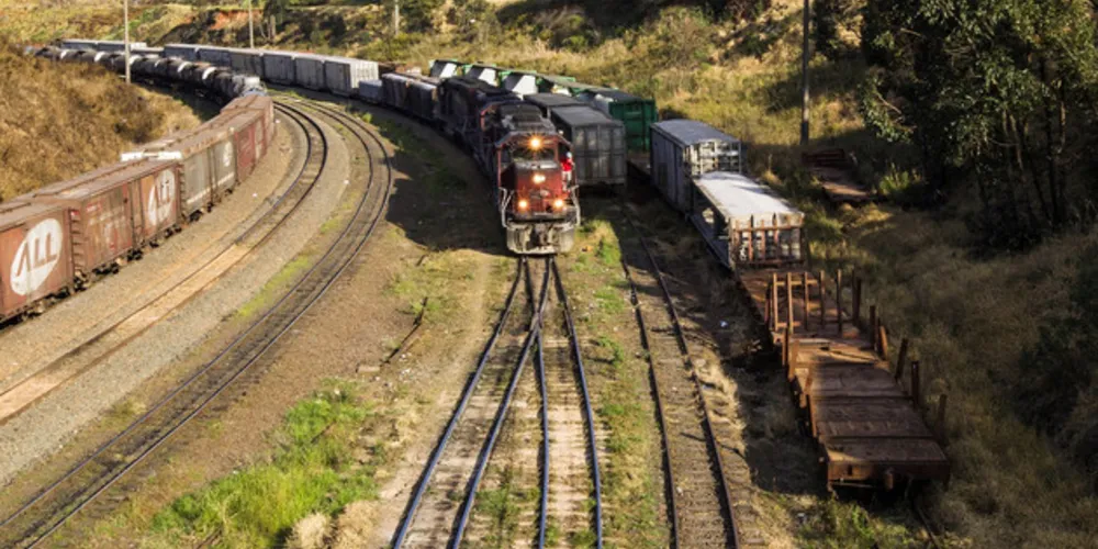 Objetivo da proposta é tornar a rede ferroviária do Estado mais produtiva