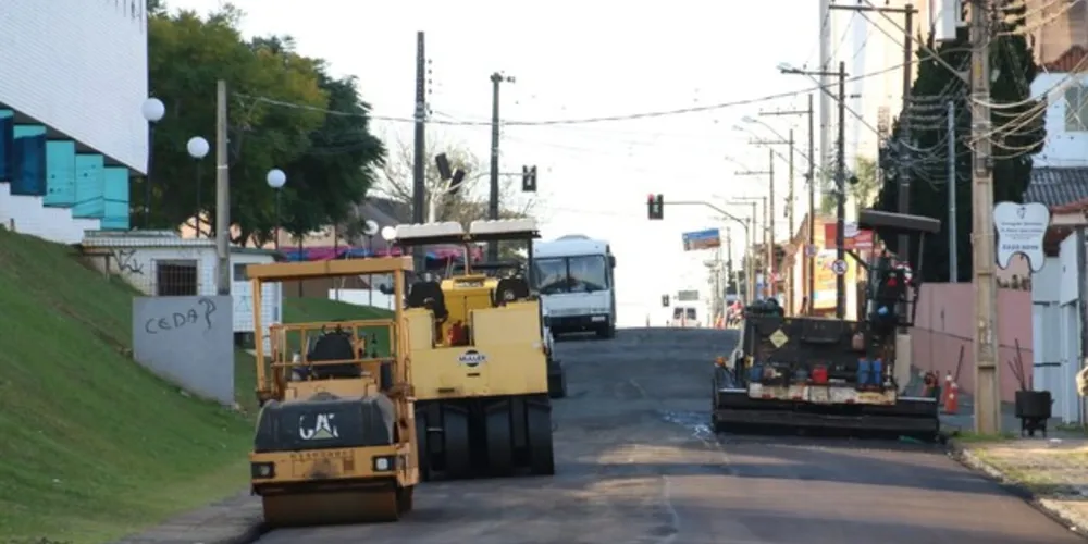 Desde quarta-feira, obras em várias regiões da cidade são realizadas