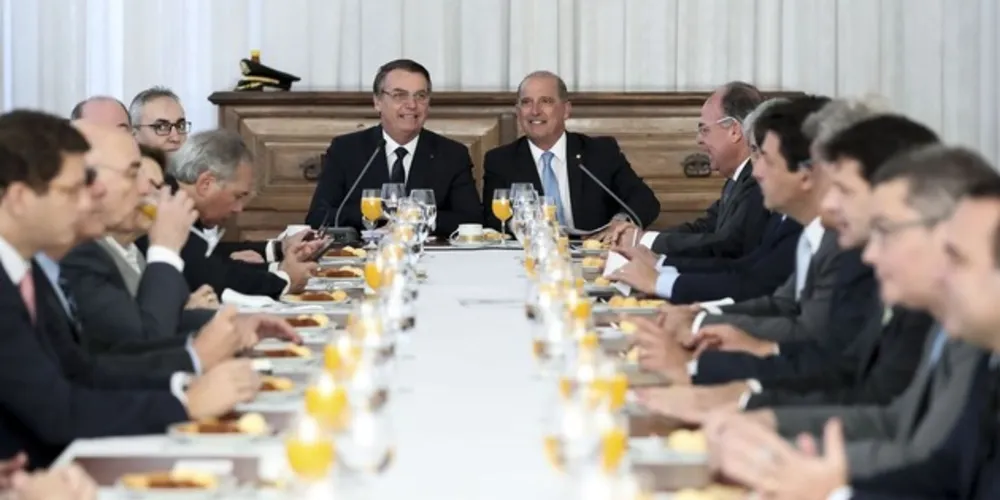 Reunião realizada periodicamente, reúne o alto escalão do Governo
