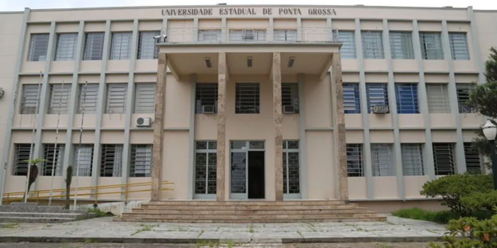 Até amanhã (14), a comissão será constituída e deve apresentar relatório em reunião do Conselho Universitário a ser convocada pela reitoria