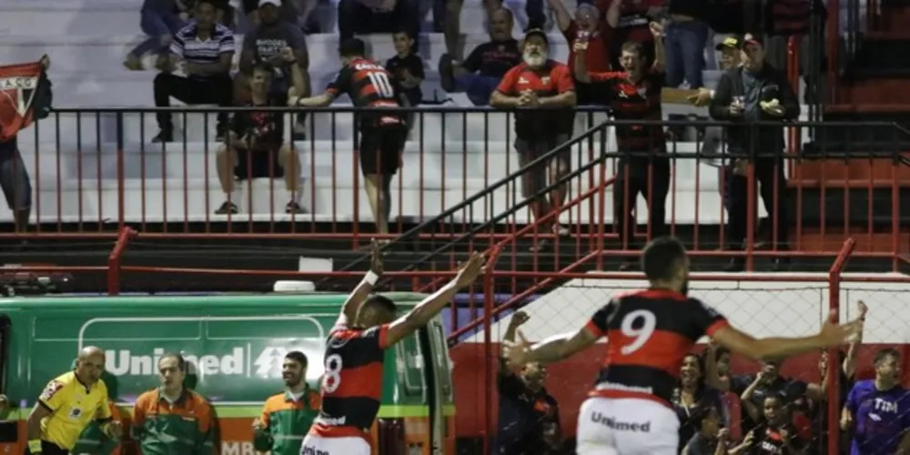 Dragão está apenas três pontos atrás do líder Bragantino