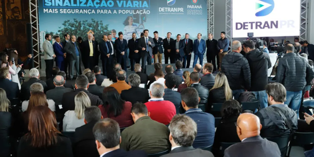 Recursos serão aplicados na aquisição de placas, pintura de faixas de pedestres e dispositivos de sinalização viária e estavam represados desde 2016