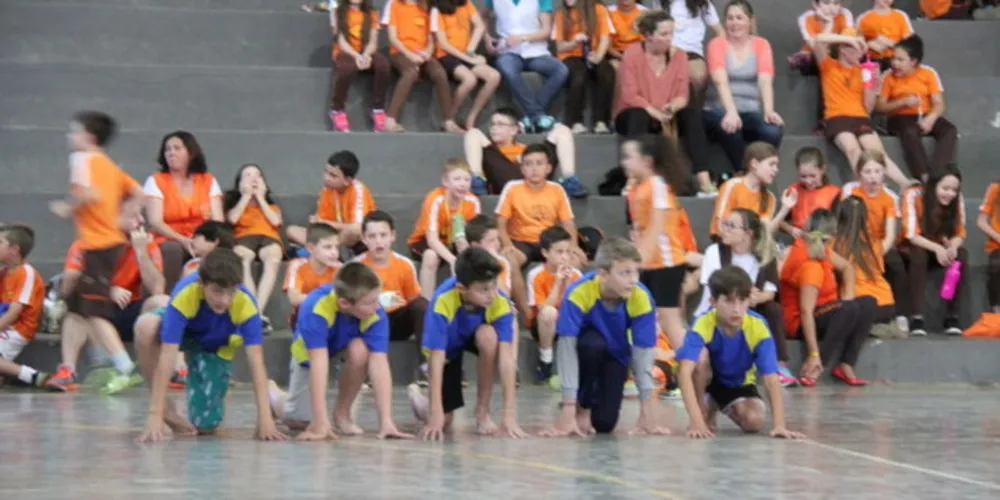 Neste ano o Minibol reunirá cerca de 1.700 estudantes do 1º ao 5º ano rede municipal de ensino, contando com duas escolas particulares e a Associação de Pais e Mestres (APAE)
