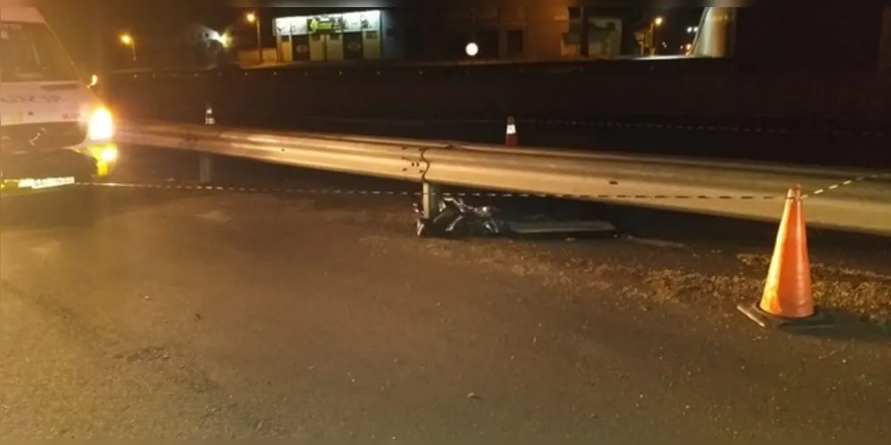 Imagem ilustrativa da imagem Idoso é atropelado por carro de luxo e morre na BR-277