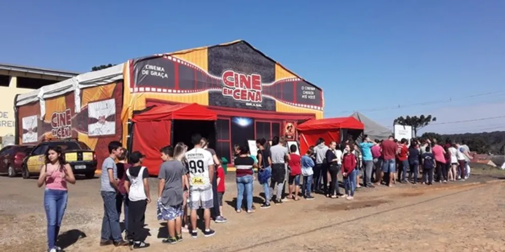 Sala itinerante do projeto Cine em Cena Brasil ficará montada no Centro Cultural Queimadas de Ortigueira, ao lado do Lago Municipal