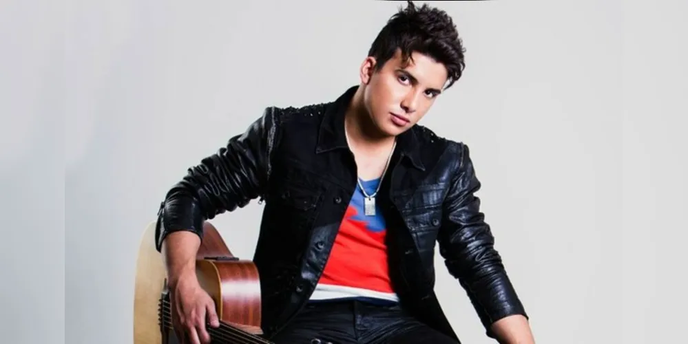 O cantor sertanejo Luiz Henrique Ribeiro da Costa Lesniovski, conhecido como Rick Ribeiro, saiu da prisão