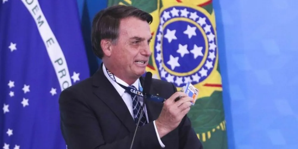 O presidente voltou a chamar os veículos de imprensa de “urubu” e disse que eles acompanharão a sabatina do filho, que, na avaliação dele, precisará ter um desempenho melhor do que teria um chanceler