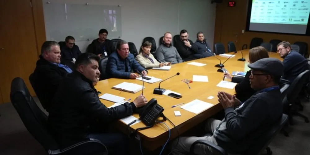 Reunião ocorreu na tarde desta terça-feira em Ponta Grossa