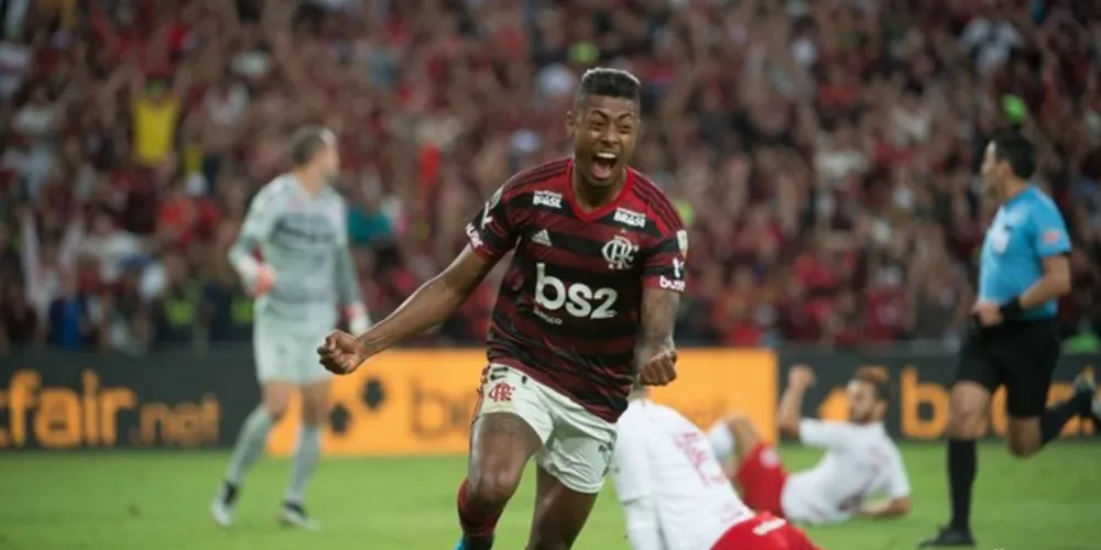 Bruno Henrique marcou os dois gols da vitória do Flamengo 