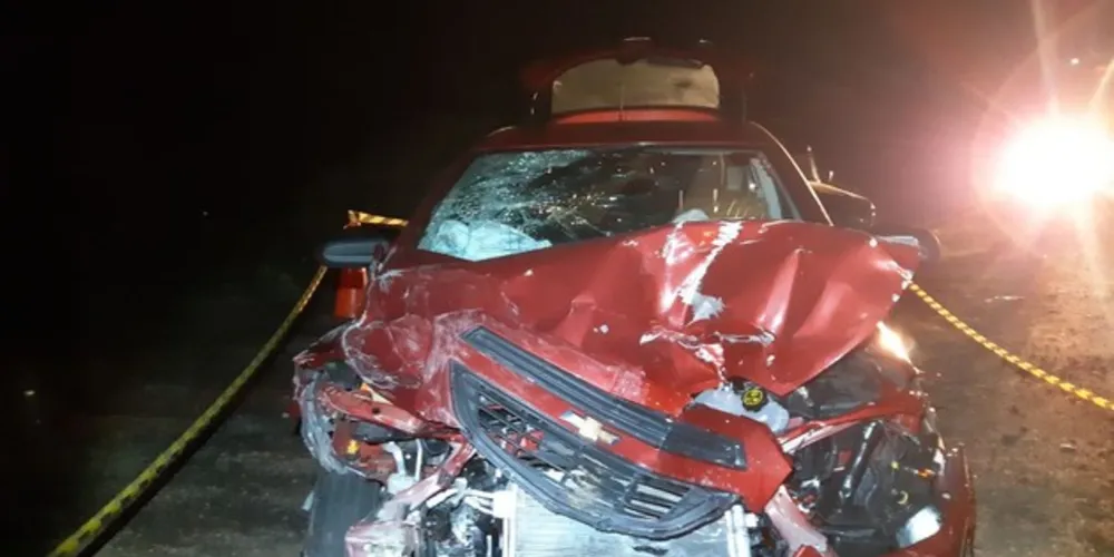 Apesar do estrago nos veículos, motorista do Prisma sofreu apenas escoriações