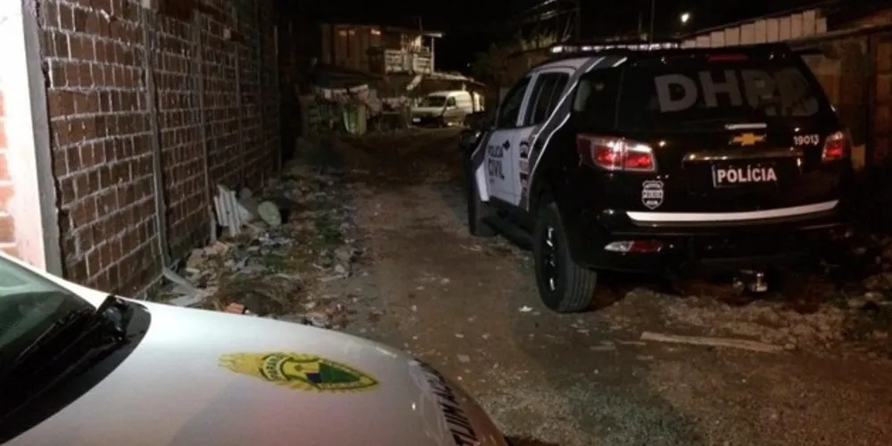 A vítima já teria passagens pela polícia por vários crimes e, de acordo com moradores da região